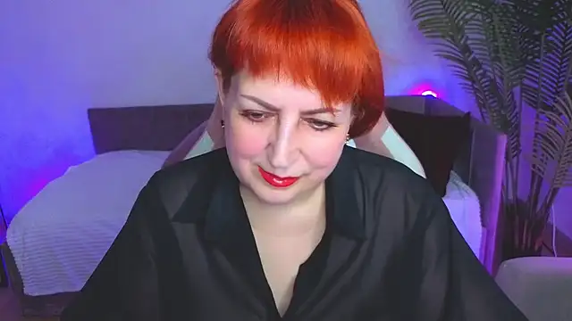 Joana Woods online show from June 24, 8:46 am
