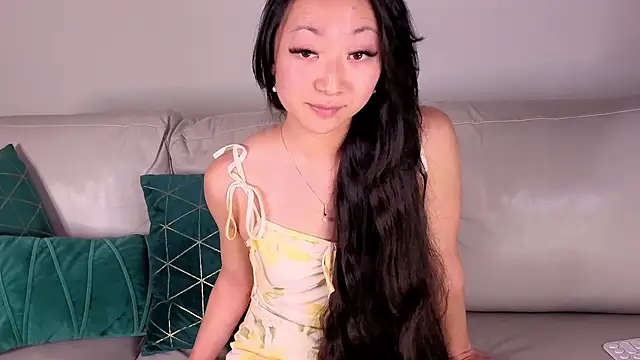 Snapshot of MySweetSofie chatting on September 8, 10:53 pm MySweetSofie online show from September 8, 10:53 pm