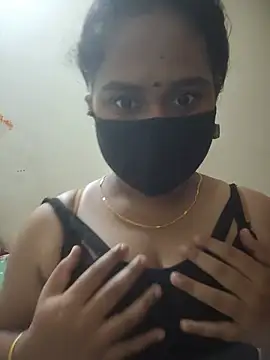 Lundpakadu online show from July 6, 3:03 pm