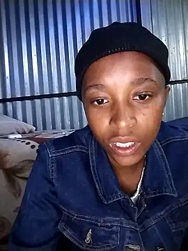 Nishaqueenx online show from July 28, 2:13 pm
