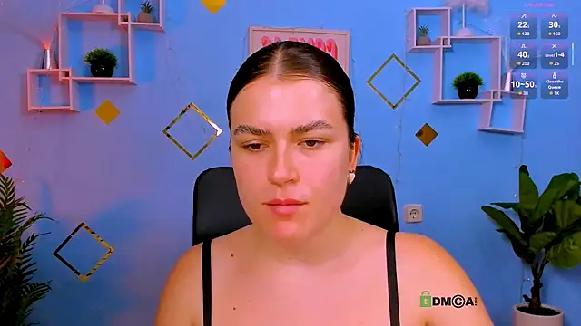 emma dark   online show from July 4, 9:49 am