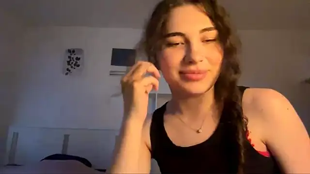 runawyin online show from August 6, 5:42 pm