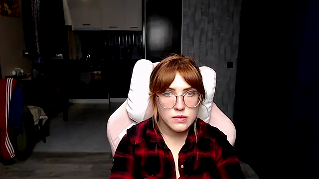 Reginasmilee online show from October 29, 9:24 am