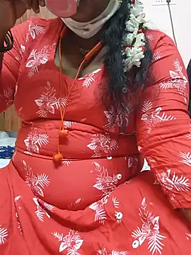yalini1431 online show from July 27, 9:34 pm