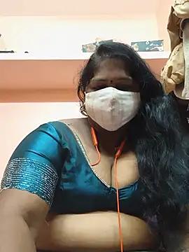 yalini1431 online show from July 20, 8:31 pm