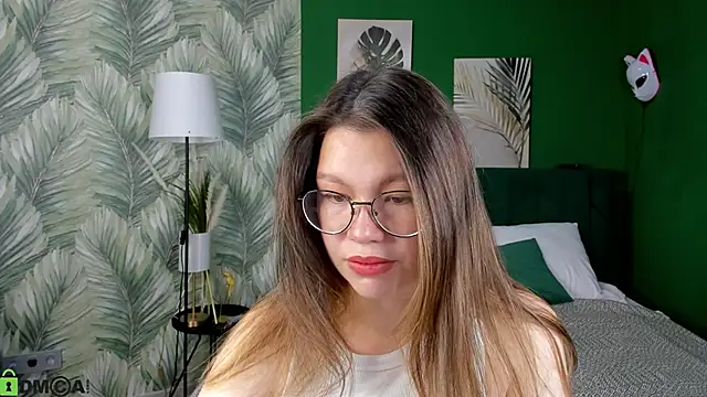 Alice Ruby1 online show from June 28, 3:13 am