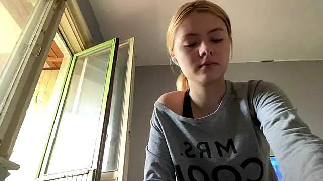 Jeneienal 1 online show from July 2, 2:12 pm