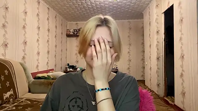 Jeneienal 1 online show from August 3, 3:39 pm