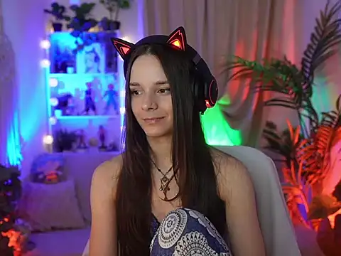 Anna Leah  online show from July 28, 7:39 pm