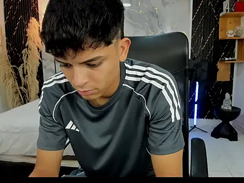 slim dirtyxx1 online show from July 24, 8:38 pm