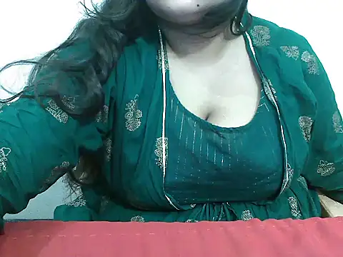 arpitatalda0100 online show from July 17, 6:51 am