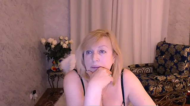 Samantha Si online show from April 30, 10:36 pm