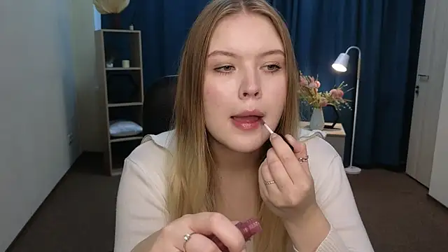 HortensiaHall online show from July 25, 4:41 am