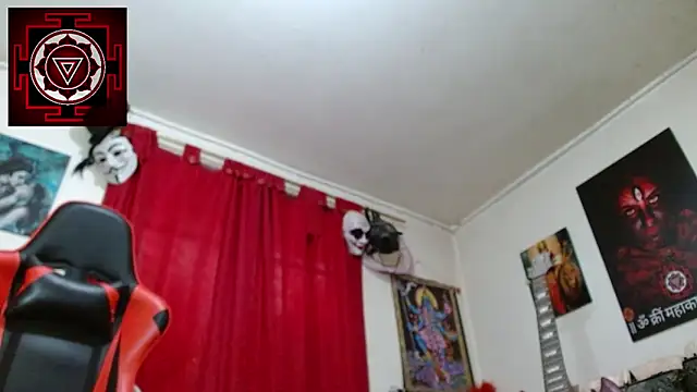 Amanda Valeska online show from April 23, 5:37 pm