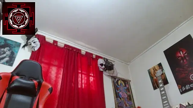 Amanda Valeska online show from April 22, 5:54 pm