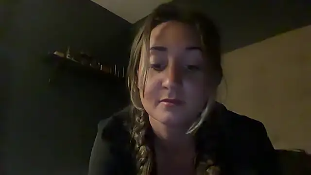 katiecakesss online show from July 29, 2:00 am