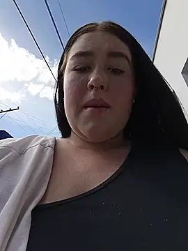 frecklesz online show from July 25, 2:13 pm