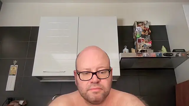 theitalianbear online show from June 28, 7:26 am
