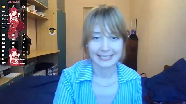 lizamillss online show from July 27, 3:09 pm