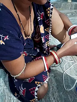 MEERA8008 online show from July 27, 10:01 am