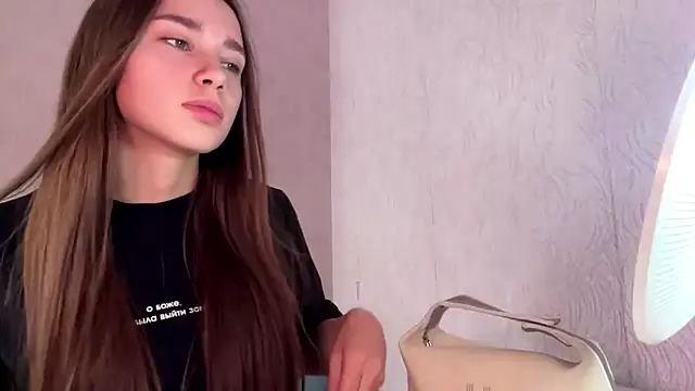 LulaMays online show from July 30, 8:48 am