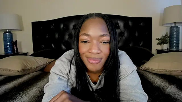 nicolesolace online show from March 14, 9:16 pm