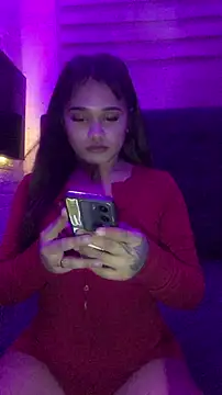 FoxxyJesa online show from April 26, 2:59 pm