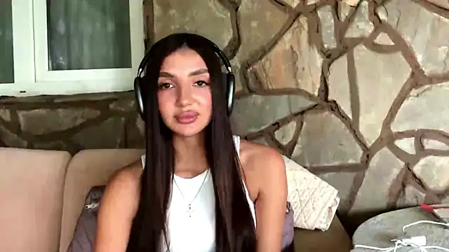Ellya  online show from August 4, 2:12 pm