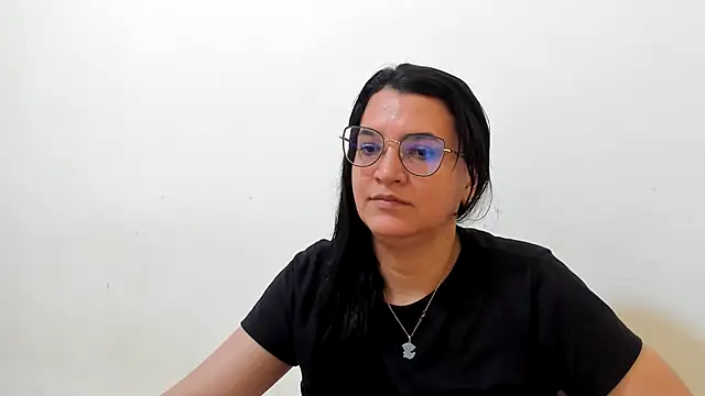 MARILYN GARCIA online show from November 1, 3:27 pm