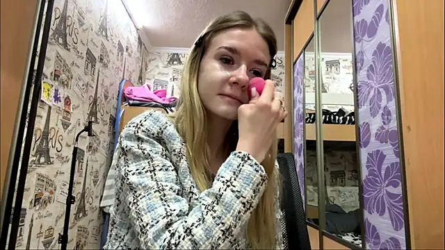 babycuteshy online show from August 9, 9:29 pm