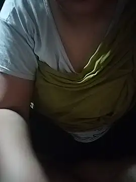 yourmoon142 online show from August 8, 6:38 pm
