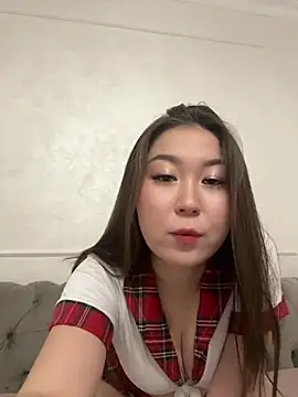 Changwaen online show from August 9, 10:30 am