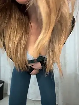 sexylenia online show from April 25, 10:51 pm