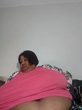 nancy111 online show from April 24, 1:58 pm