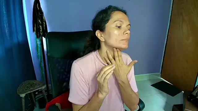 Nattyslave4U online show from December 20, 2:43 pm