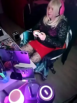 JulietteMaitresse online show from April 19, 8:00 pm