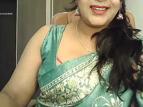 Snapshot of Spandana_Sweety chatting on October 19, 6:15 am Spandana Sweety online show from October 19, 6:15 am
