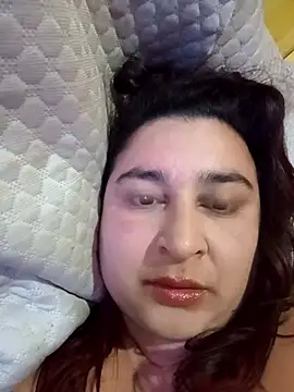 johanaLolas online show from September 11, 4:46 am