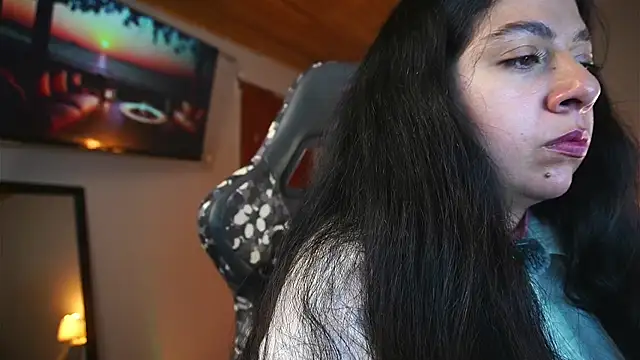 coraline latin online show from April 25, 1:41 pm