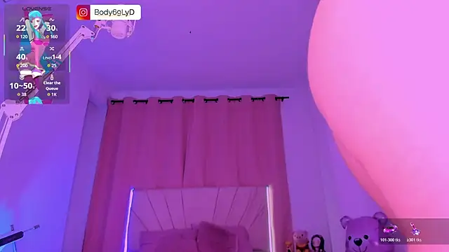 Body69ld online show from April 26, 10:18 pm