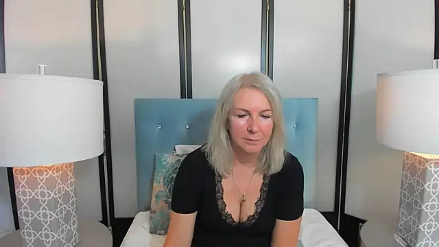 EricaTop online show from October 9, 6:23 pm