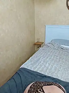 SwedishJennifer online show from December 5, 11:11 am