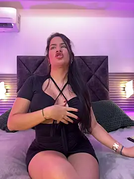 Zafira Alabi online show from April 6, 6:53 pm