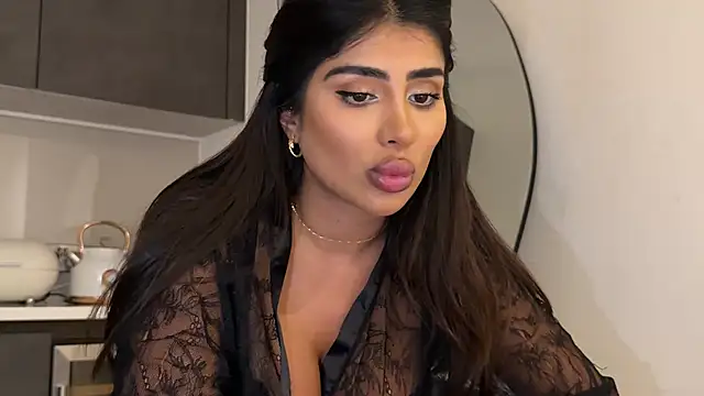 ArabicBarbie online show from November 22, 10:45 pm