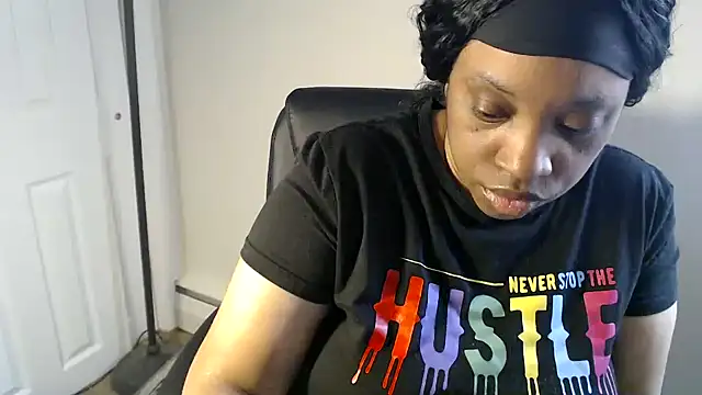 Sexymona1218 online show from April 24, 3:04 pm