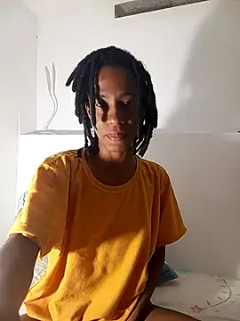 Snapshot of africa_deluxe chatting on October 16, 10:51 am africa deluxe online show from October 16, 10:51 am