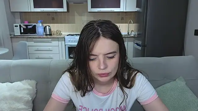 margolisa online show from April 23, 11:28 am