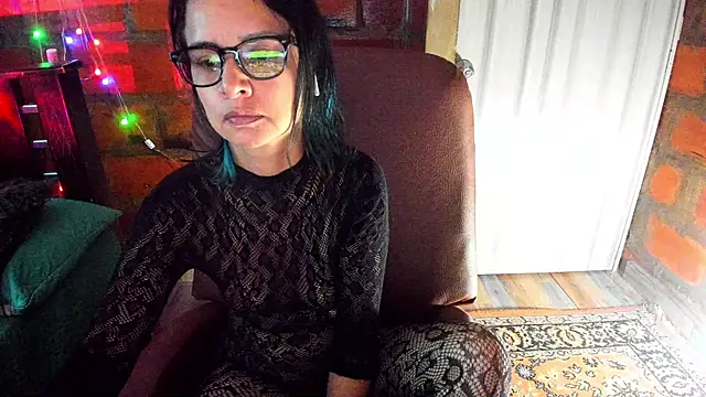 BrianaGarner online show from April 21, 3:19 pm