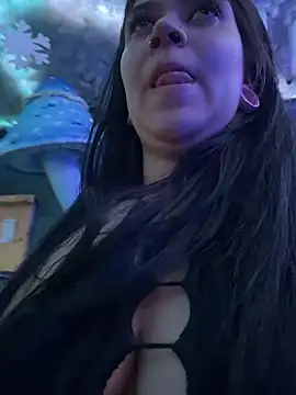 emilyjohanson online show from April 26, 10:07 pm