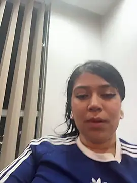 emilyjohanson online show from April 21, 1:09 am